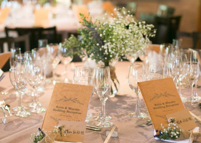 ゲストテーブル大人可愛い