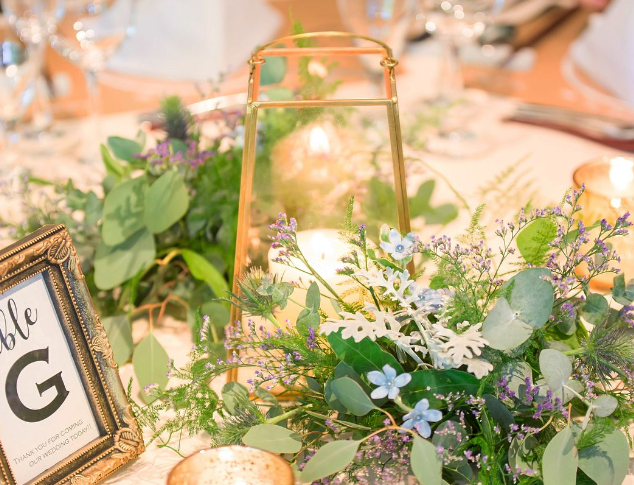 ゲストテーブルエアリーアレンジメント