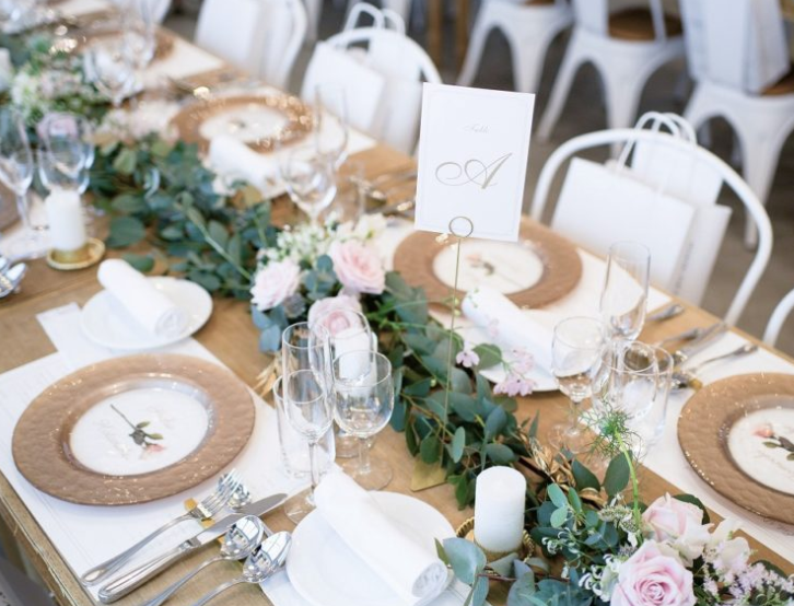 ゲストテーブル装花ランナー