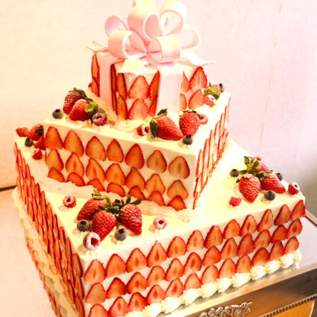 ゴージャスウェディングケーキ