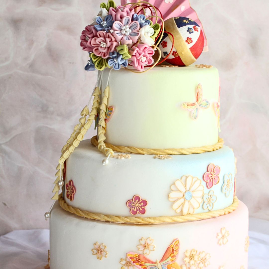 和モダンウェディングケーキ