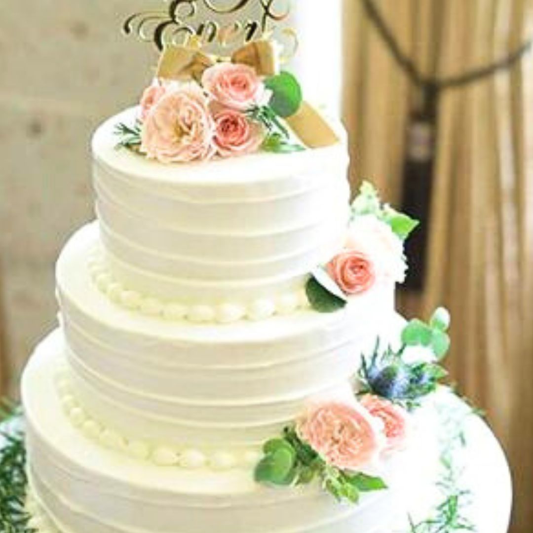 ウェディングケーキシンプルナチュラル